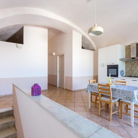Tizzano House - La Marina Apartment โปรชิดา ภายนอก รูปภาพ