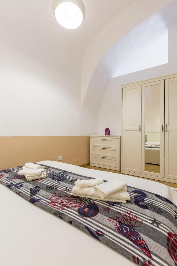 Tizzano House - La Marina Apartment โปรชิดา ภายนอก รูปภาพ